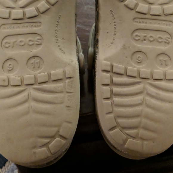 Crocs - Picture 2 of 2
